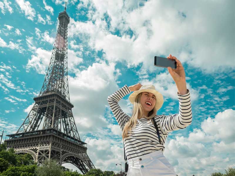 Instagram&#39;s Impact on Travel and Hospitality CX