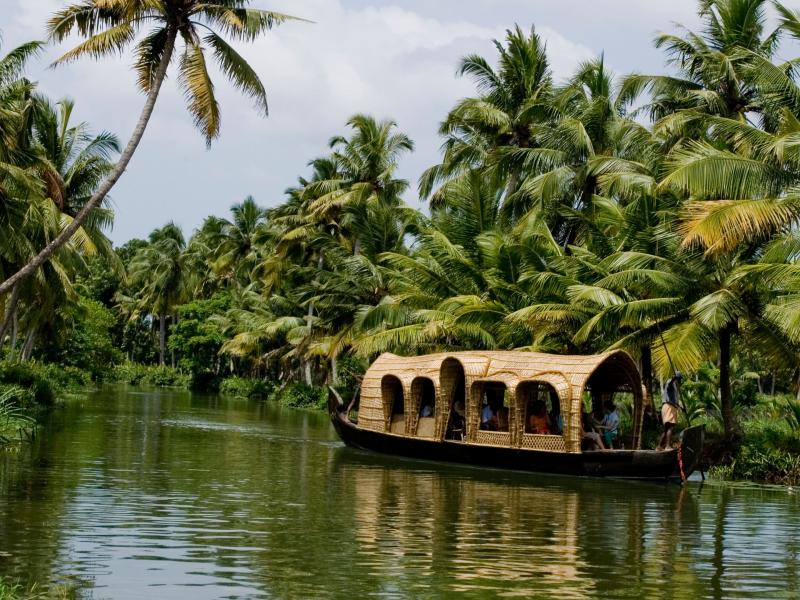 kerala-IML-Travel-800x600 - IML Travel Services